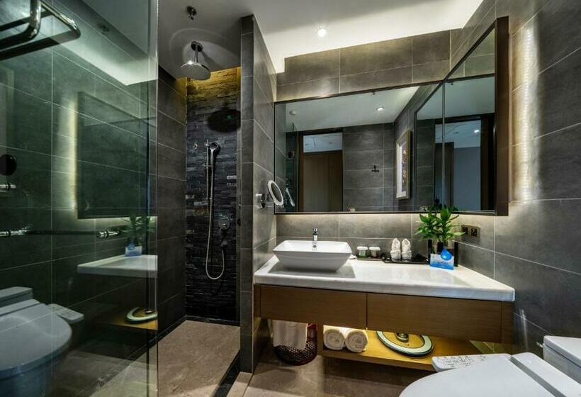 جناح ديلوكس, Lake View