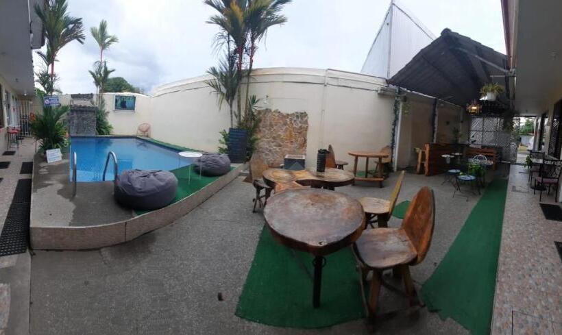 اتاق استاندارد با چشمانداز استخر, Mirasol