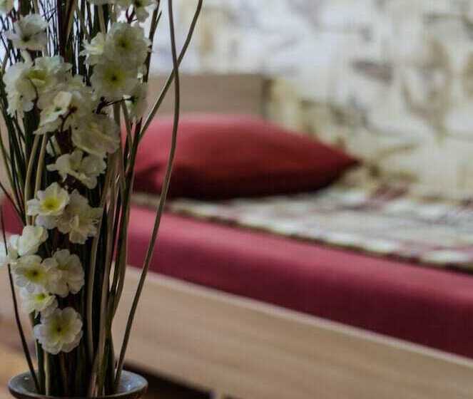 غرفة قياسية حمام مشترك, Na Donbasskoy