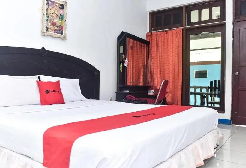 デラックスルーム, Reddoorz Plus @ Tirta Kencana