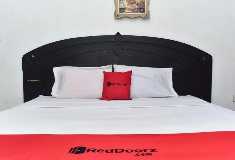 デラックスルーム, Reddoorz Plus @ Tirta Kencana