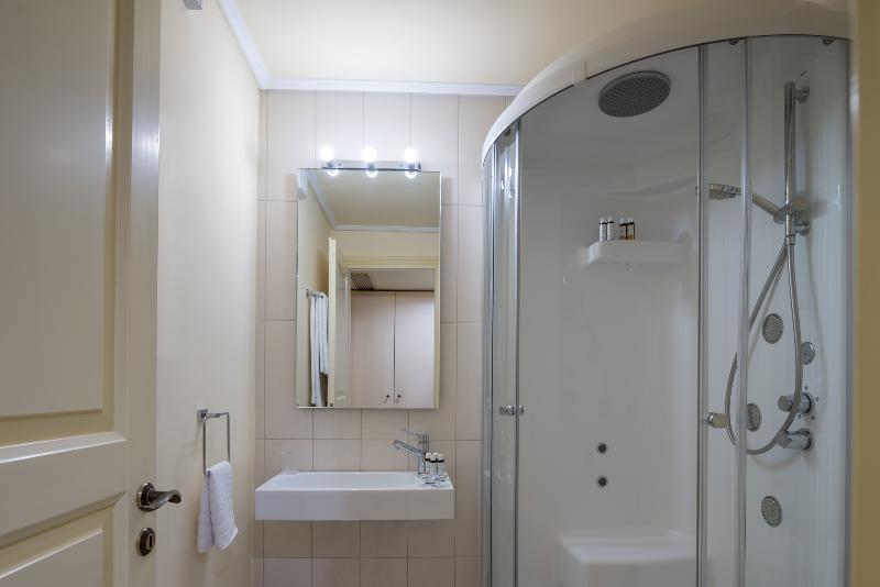 غرفة ديلوكس, Reddoorz Plus @ Tirta Kencana