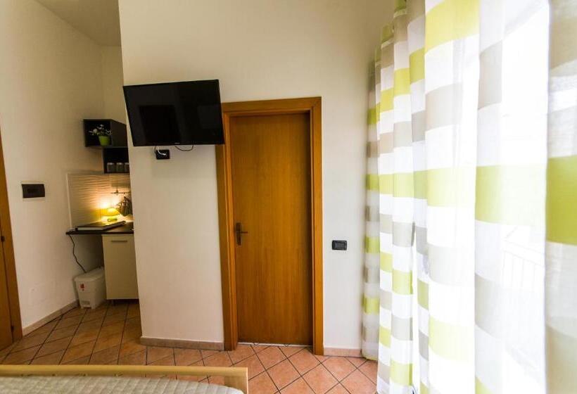 Дом 1 Спальня, A Cumerdia Casa Vacanze