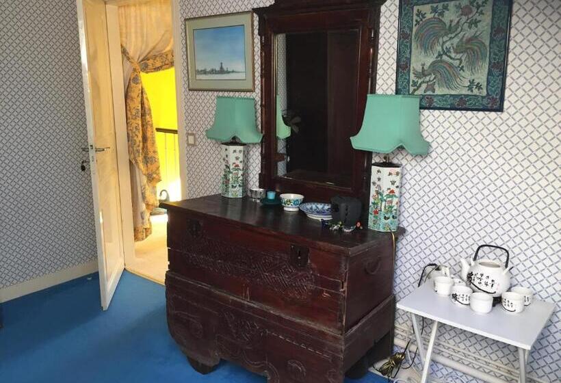 房顶倾斜的标准房间, Manoir Des Cavaliers Bnb