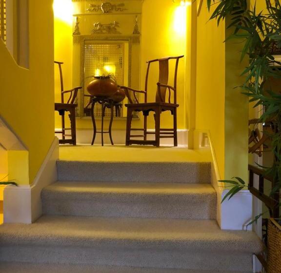 在一层的小型套房, Manoir Des Cavaliers Bnb