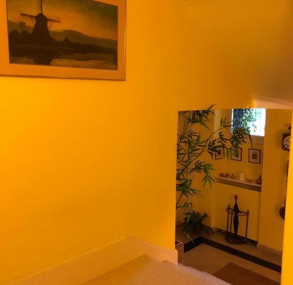 在一层的小型套房, Manoir Des Cavaliers Bnb