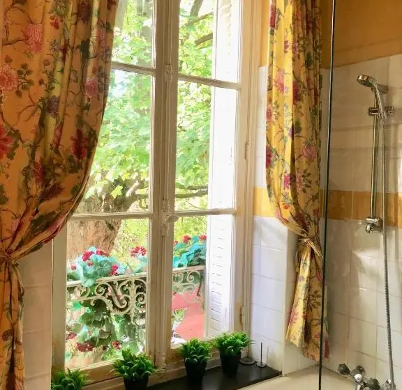 Superior-huone Puutarhanäkymä, Manoir Des Cavaliers  Bnb