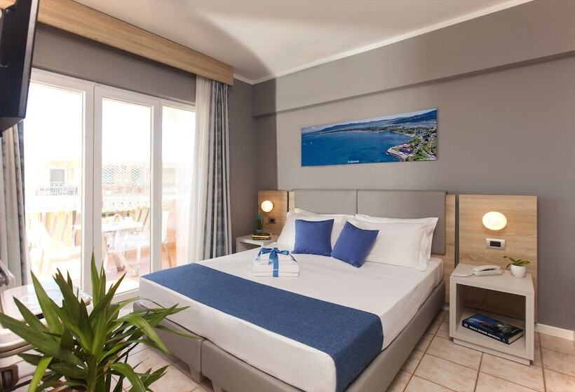 غرفة سوبيريور ذات إطلالة جانبية على البحر, Bike & Boat Argentario