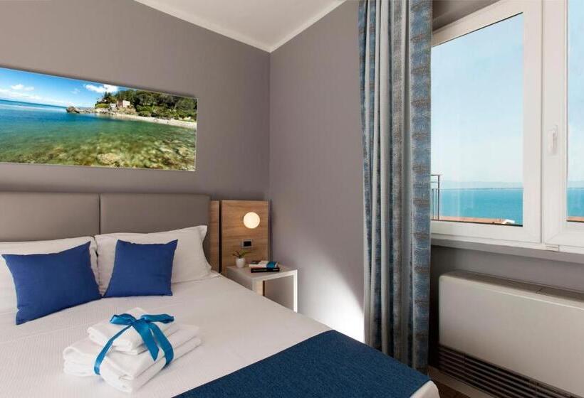 标准间侧面带海景, Bike & Boat Argentario