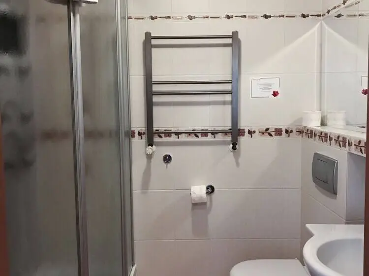 استودیوی استاندارد, Albatros Medical Spa