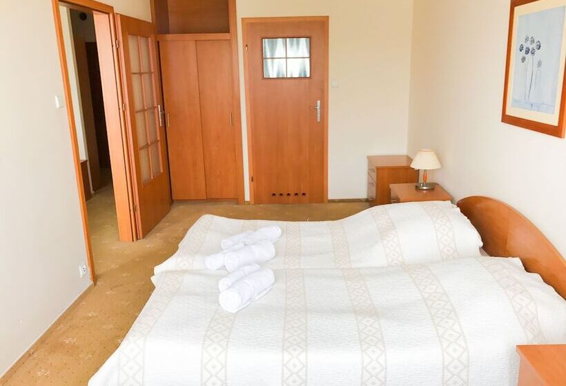 スタンダードスタジオ, Albatros Medical Spa