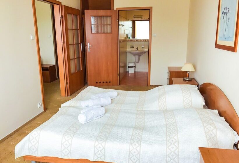 استودیوی استاندارد, Albatros Medical Spa