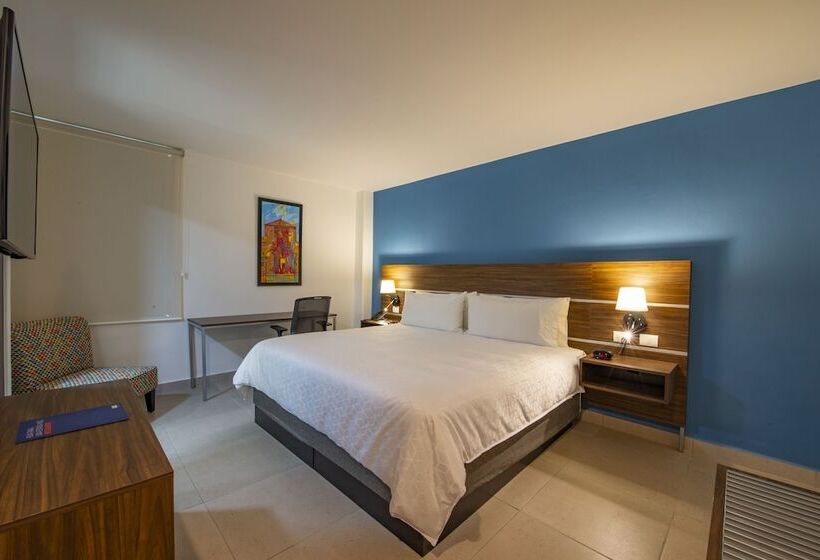 Номер Стандарт, Holiday Inn Express Merida Centro, An Ihg