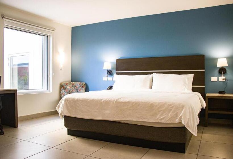 Стандартный Номер Кровать Кинг, Holiday Inn Express Merida Centro, An Ihg