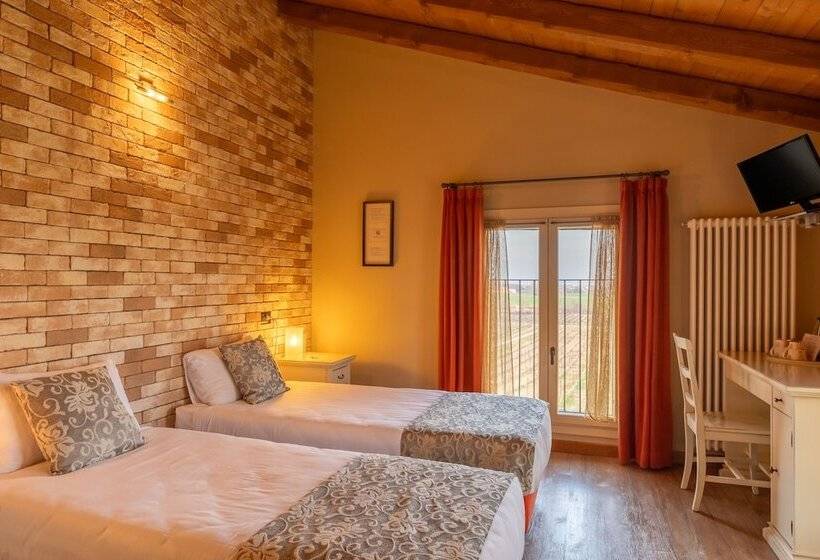 اتاق استاندارد, Agriturismo La Razza