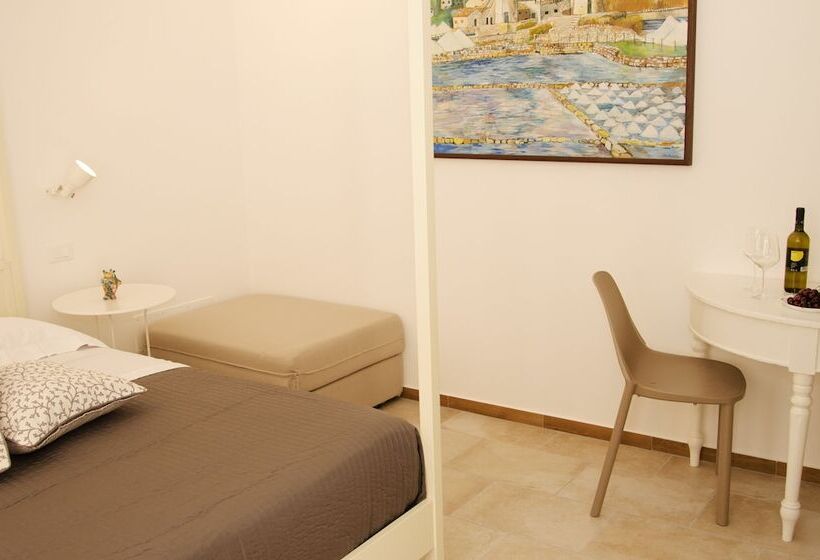 جناح جونيور, B&b Nencioli