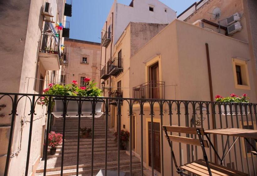 جناح جونيور, B&b Nencioli