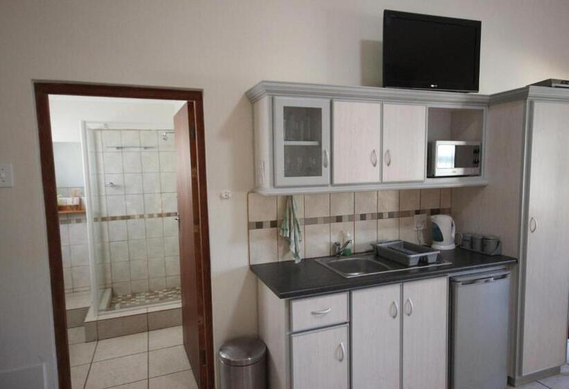 ファミリールーム, Donkin Country House