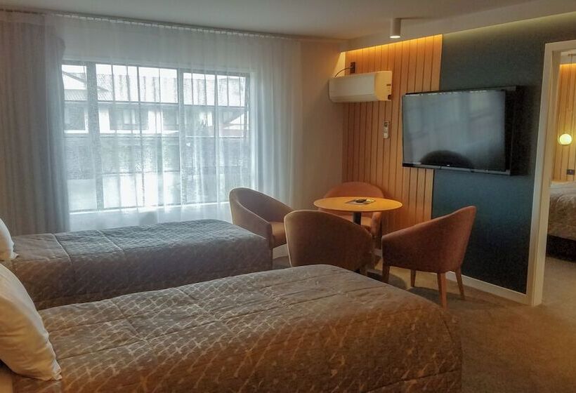 Полулюкс, Distinction Whangarei Hotel & Conference Centre