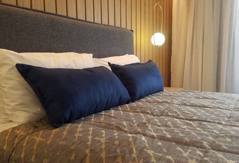 디럭스 룸 킹사이즈 침대, Distinction Whangarei Hotel & Conference Centre