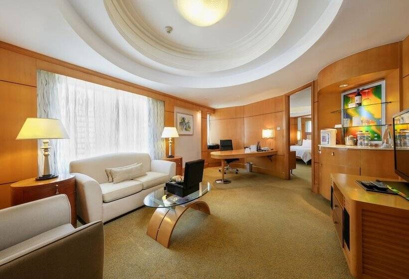 سوییت لوکس, Makati Shangri La, Manila