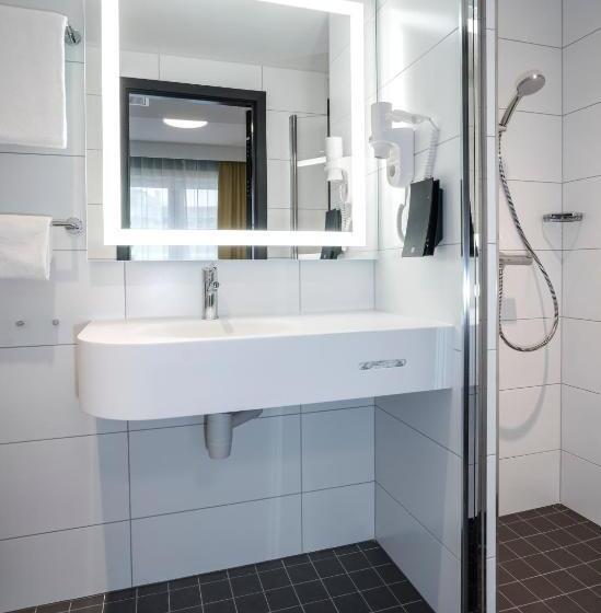 小型套房带阳台, Thon Hotel Bristol, Bergen