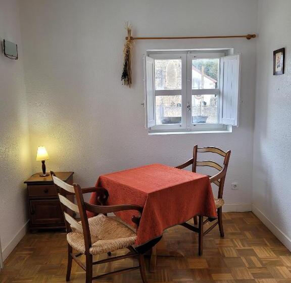 标准间, Posada Sarigarri