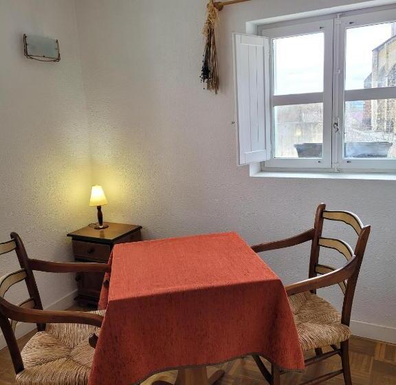 标准间, Posada Sarigarri