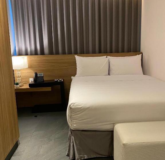 Executive Suite, B S Suites Merida