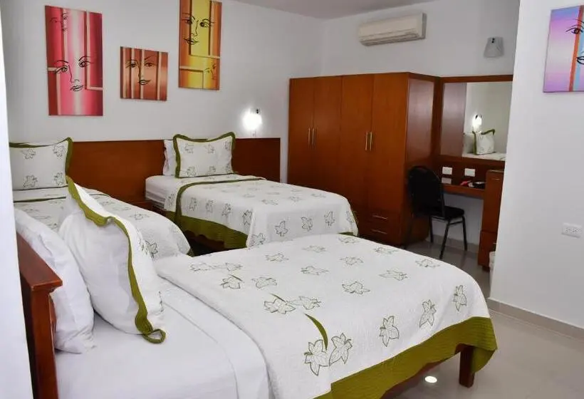 Standard Kolmen Hengen Huone, B`quin Plaza Cúcuta