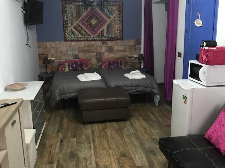 Студия Стандарт, La Posada Del Cani