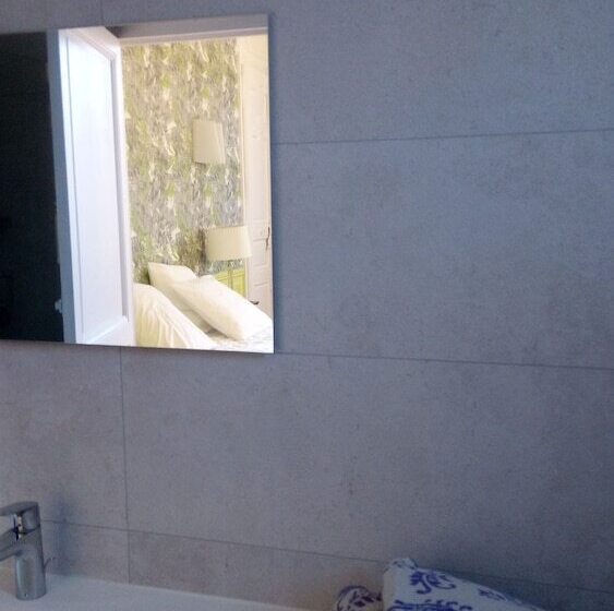 Номер Стандарт, Palais De Luppé, Chambre D Hôtes