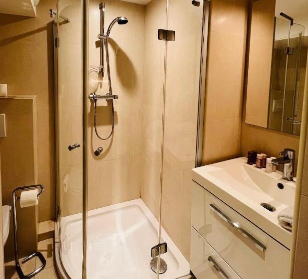 Apartamento 1 Dormitório, Residence Carlton Riviera