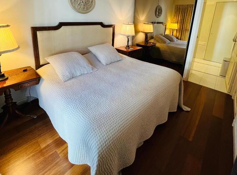 Apartamento 1 Dormitório, Residence Carlton Riviera