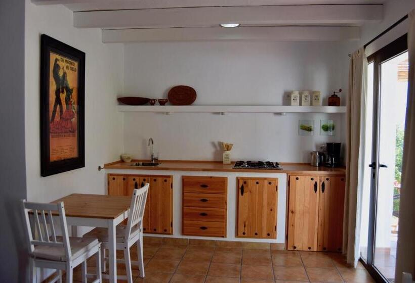 דירת חדר נוף לגינה, Apartments Cortijo La Zapatera