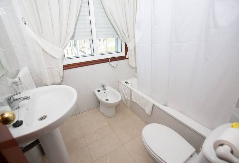 패밀리 룸, Pensión Casa Rodiño