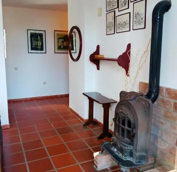 Sviitti Puutarhanäkymä, Valle Y Mar, Casa De Huéspedes