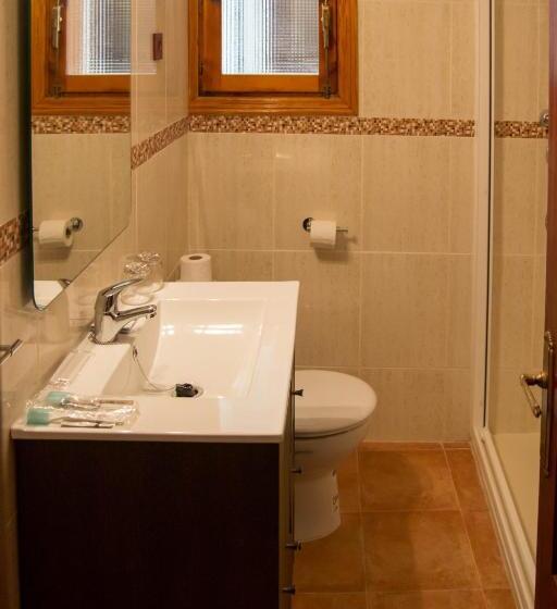 Номер Стандарт, Hostal La Toba