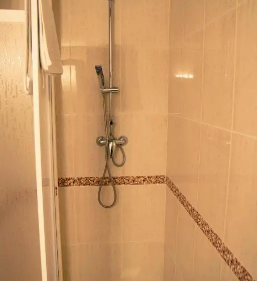 スタンダードシングルルーム, Hostal La Toba