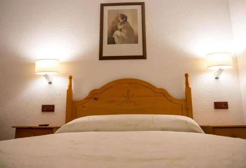スタンダードシングルルーム, Hostal La Toba