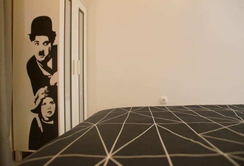 غرفة قياسية, El Duende Del Tejar