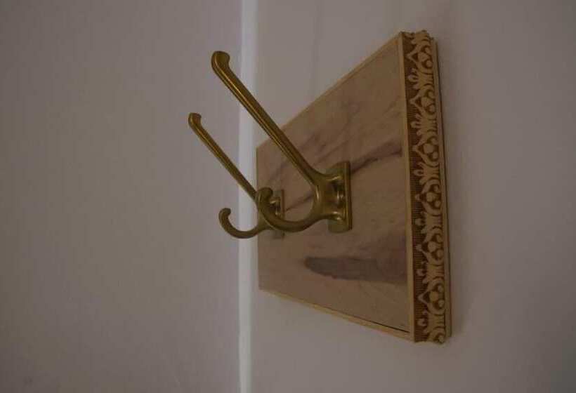 غرفة قياسية, El Duende Del Tejar