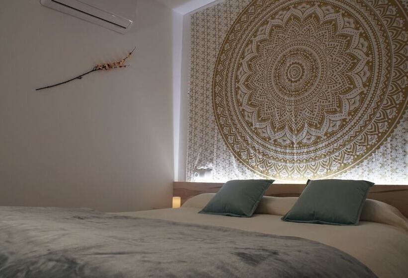 غرفة قياسية, El Duende Del Tejar