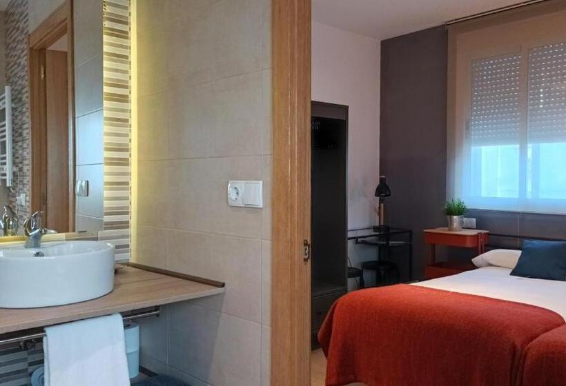 غرفة قياسية, El Duende Del Tejar