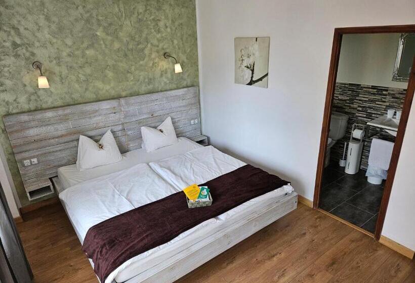 Номер Superior, Seven Hostal