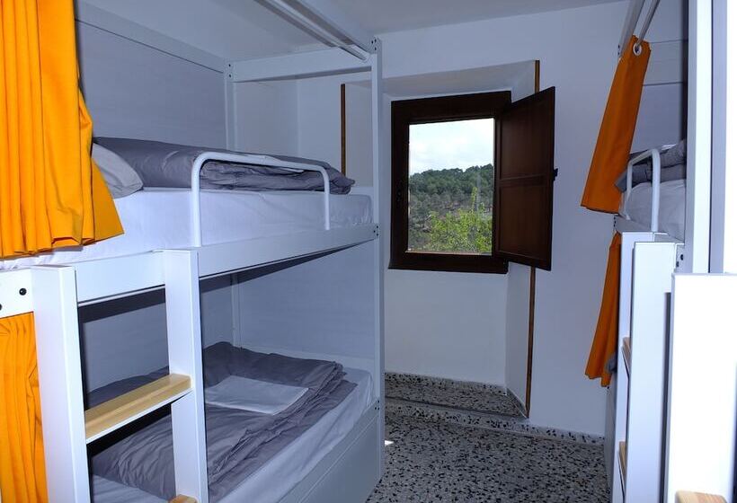 ルームシェアのワンベッド, El Albergue De Sigüenza