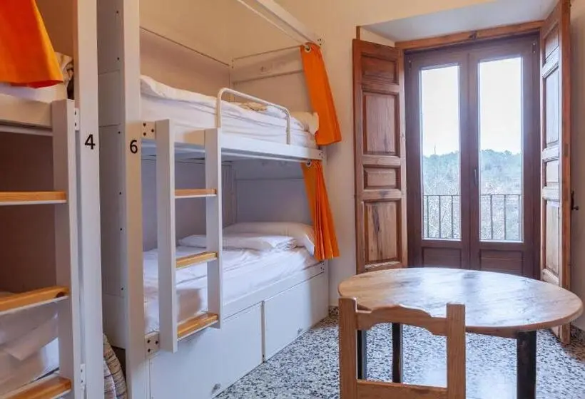 ルームシェアのワンベッド, El Albergue De Sigüenza