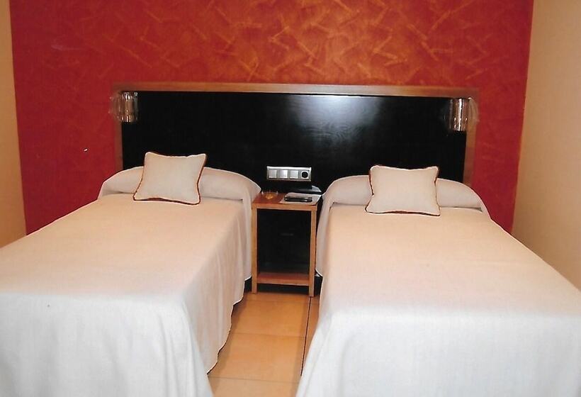 غرفة قياسية, Fuente De La Magdalena