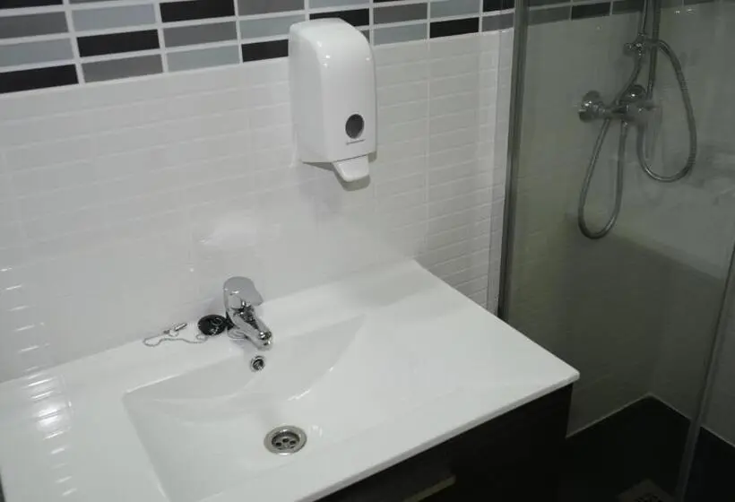スタンダードシングルルーム, Hostal La Pared