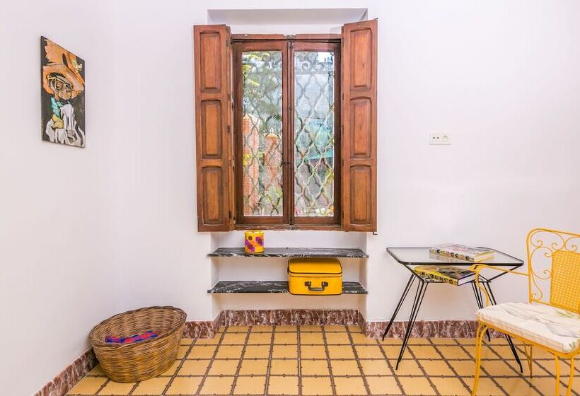Люкс Сеньор, Finca Micalas